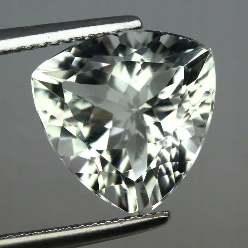 Grüner Amethyst Naturstein 5,11 ct IF