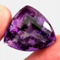 Amethyst Naturstein VVS 44,4ct
