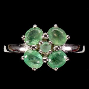 Ring Größe 16 zarte natürliche Smaragde 925