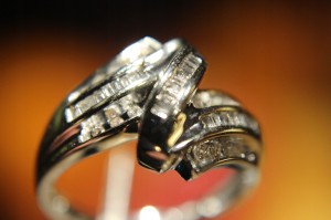 Goldring 10k Diamanten Größe 14 zertifiziert