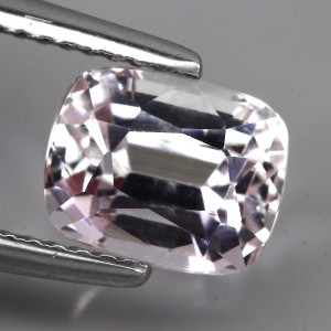 Naturstein Cossite 2,47 ct VVS