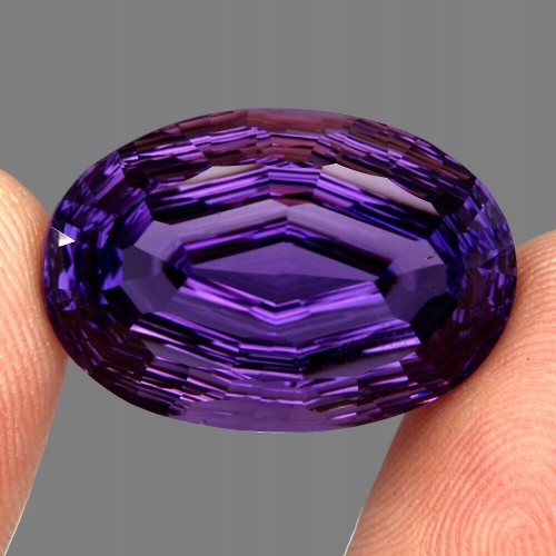 Amethyst Naturstein VVS 26,71ct