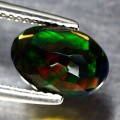 Opalschwarzer Naturstein 1,56 ct AAA
