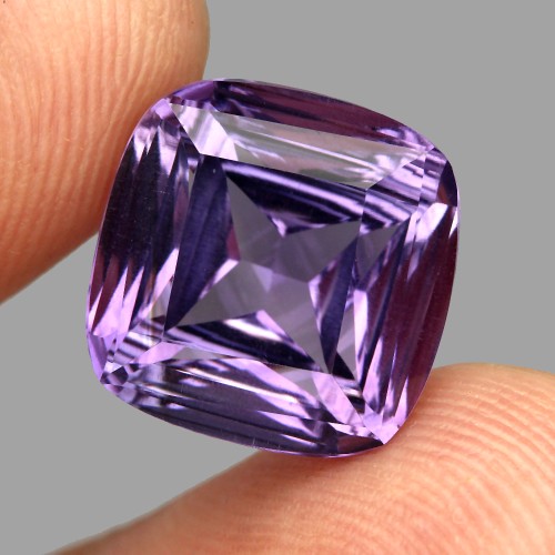 Naturstein Amethyst VVS 10,39 ct