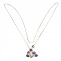 Eine silberne Halskette aus natürlichen Amethysten und weißem Topas