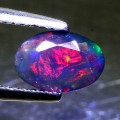 Opalschwarzer Naturstein 0,75 ct AAA
