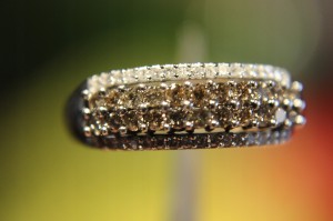 Goldring mit natürlichen Diamanten Größe 14 zertifiziert