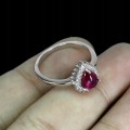 Silberring mit natürlichen Rubin Zirkonia Größe 16