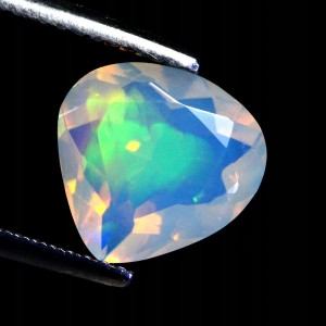 Opal Feuer Naturstein 1,56 ct AAA