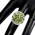 Natürlicher Olivin Ring Größe 14,5 silberne Zirkonia