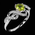 Ring Größe 17 natürliche Peridot Silber Zirkonia