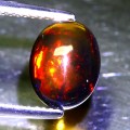 Opalschwarzer Naturstein 1,64 ct AAA