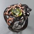 Künstlerischer Ring Naturperidot Größe 10,5