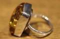 Natürlicher bernsteingrüner Ring größe 14,5