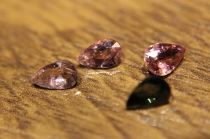 Natürliche Turmalinsteine ​​3,20 ct 4 Stk