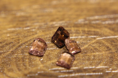 Turmaline Natursteine ​​2,35 ct 4 Stk