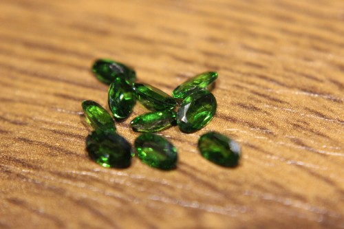 Diopside Natursteine ​​2.20ct 10 Stk
