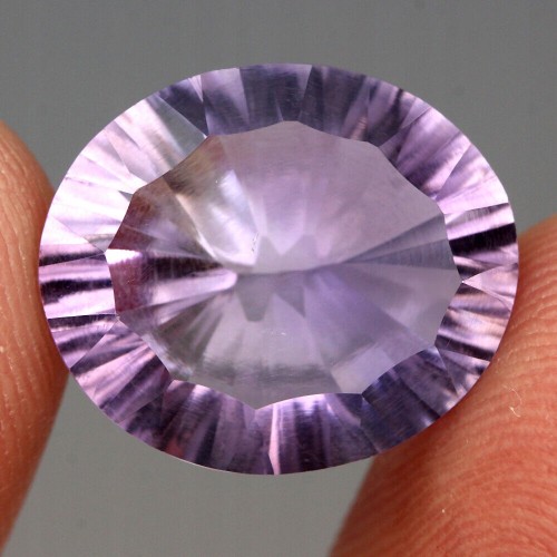 Amethyst Naturstein VVS 13,2ct