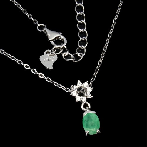 Zarte natur Smaragd Halskette mit 925 Zirkonia