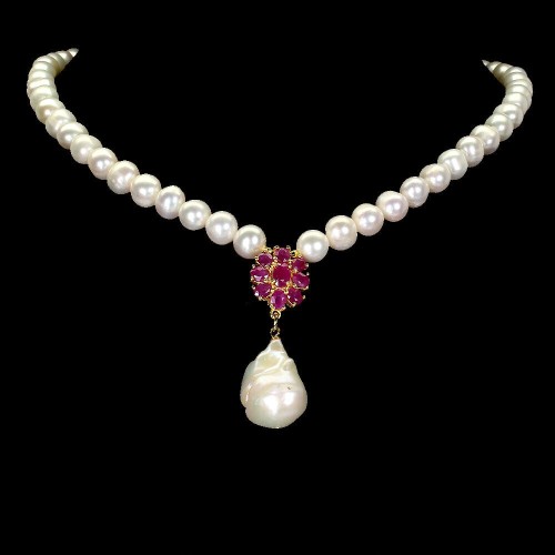 925 Wunderschöne Halskette aus Sterlingsilber mit Rubinen und Perlen