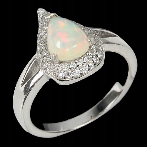 Zarter Feueropal Ring mit Zirkonia Größe 13