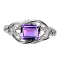 925 Zarter natürlicher Amethyst Ring Größe 17