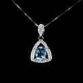 Zarte Halskette mit 925 Swiss Blue Topas Zirkonia