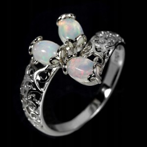 Feiner Silberring Größe 17 Feueropale