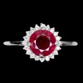 Feiner Ring aus Sterlingsilber mit natürlichem Rubin Größe 17