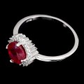 Feiner Ring aus Sterlingsilber mit natürlichem Rubin Größe 17