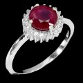 Feiner Ring aus Sterlingsilber mit natürlichem Rubin Größe 17