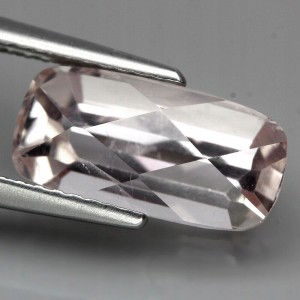 Kunzit Naturstein 3,9ct VVS