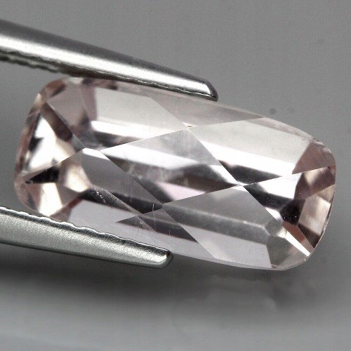 Kunzit Naturstein 3,9ct VVS