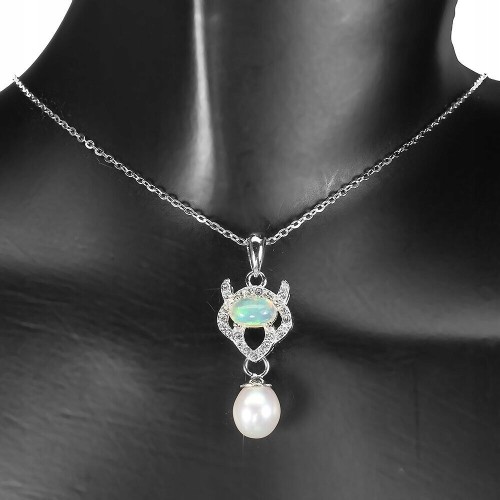 Halskette feuriger Opal Perle weißer Topas zart