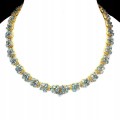 Silberne Halskette mit natürlichen blauen Zirkonen 925