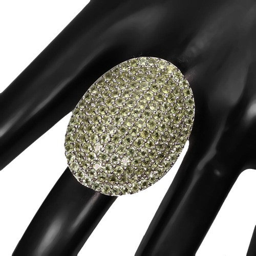 925 Wunderschöner natürlicher Peridot Ring Größe 16,5
