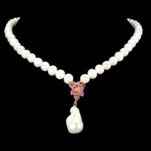 Wunderschöne 925er Halskette mit Naturperlen Rubinen Sterlingsilber