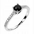 925 Ring mit schwarzem Diamant und weißem Topas Größe 17