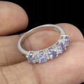 Zarter Ring aus natürlichem Tansanit Größe 13,5