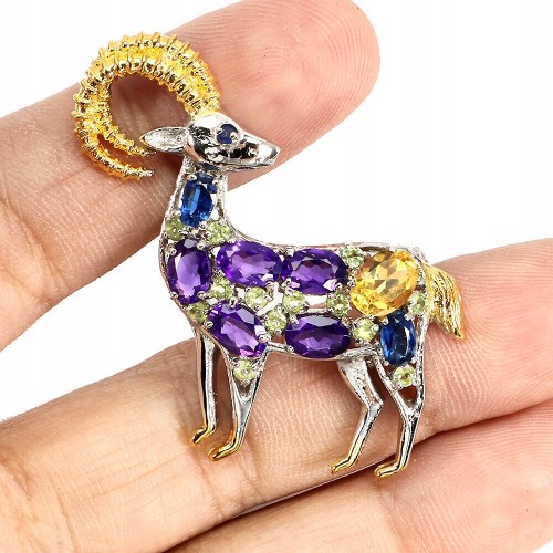 Silberne Ziege Brosche mit natürlichen Amethysten und Kyaniten