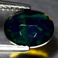 Opalschwarzer Naturstein 0,85 ct AAA IF