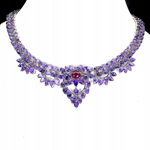 Silberne wunderschöne Halskette mit natürlichen Rubin Amethysten