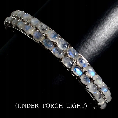 Wunderschönes silbernes Mondstein Armband