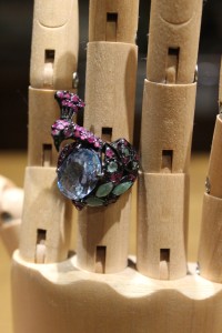 Pfau Ring natürliche Smaragde Rubine Topas Größe 14