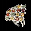 Wunderschöner Ring aus natürlichen Saphiren mit Zirkonia Größe 14