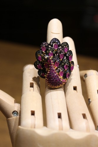 Ring natürliche Rubine Saphire Pfau Größe 17