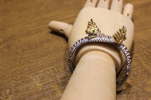 Silbernes Drache Armband mit natürlichen Diopsid Rubinen
