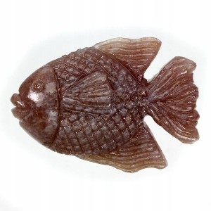 Geschnitzter Fisch aus Aventurin Naturstein