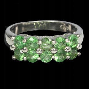 Silberring mit natürlichen Tsavoriten Größe 11 925