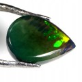 Opalschwarzer Naturstein 1,86 ct
